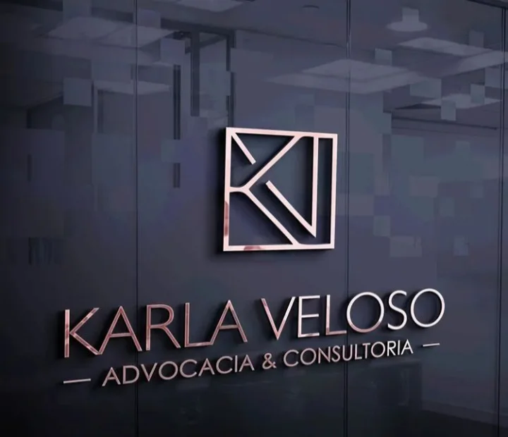 Identidade visual KV Karla Veloso no escritório